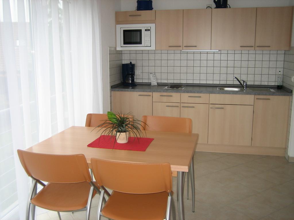 Haus Lorenz, Ferienwohnungen 이멘슈타트암보덴지 외부 사진